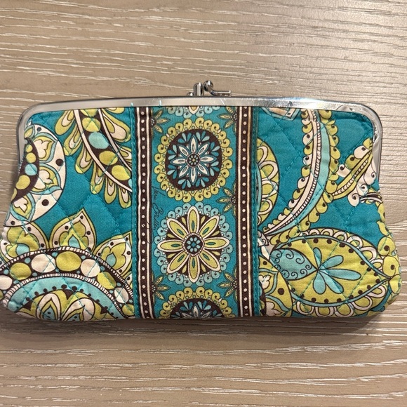 Vera Bradley Peacock Double Snap Clutch - Picture 1 of 8